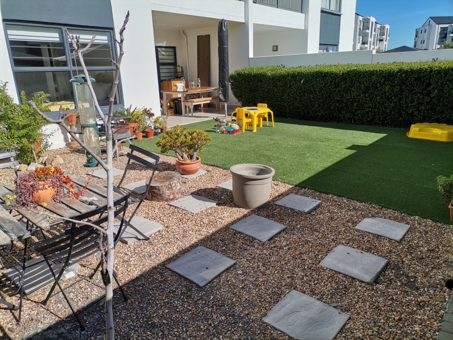 To Let 3 Bedroom Property for Rent in Sandown Western Cape